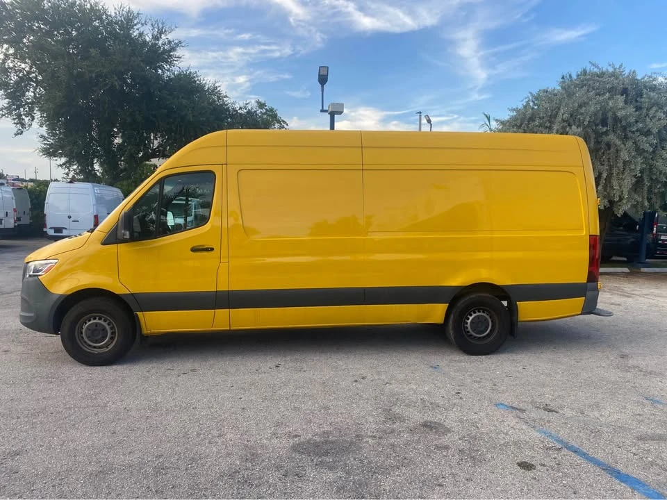 2021 Mercedes-Benz VS30 Sprinter - Image 8 of 13
