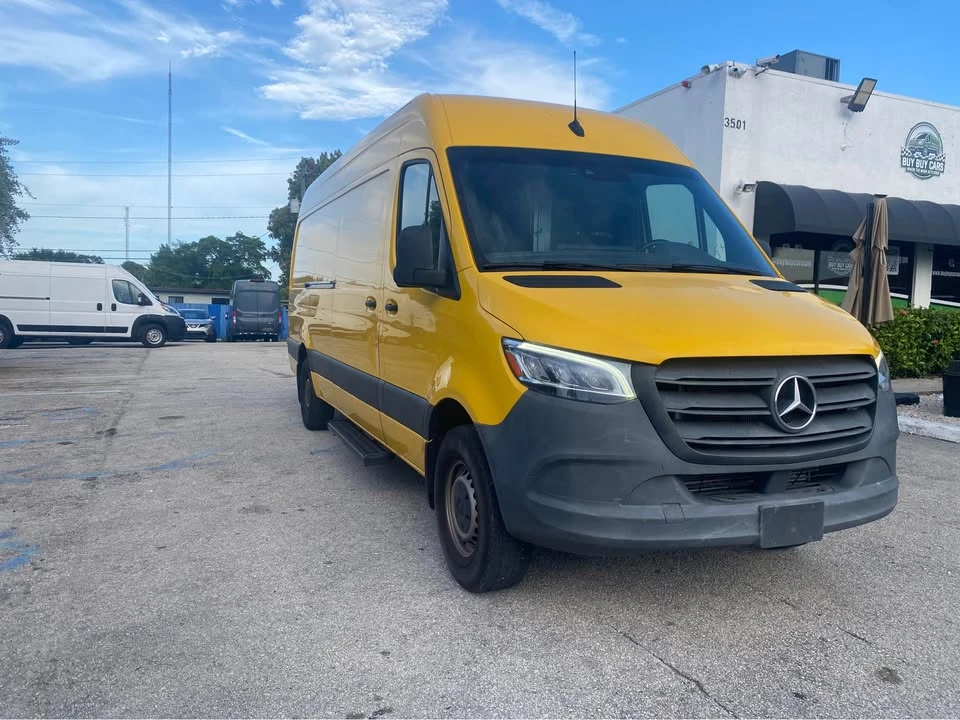 2021 Mercedes-Benz VS30 Sprinter - Image 3 of 13