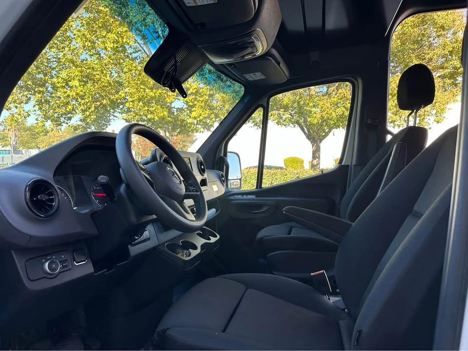 2021 Mercedes-Benz VS30 Sprinter - Image 4 of 4