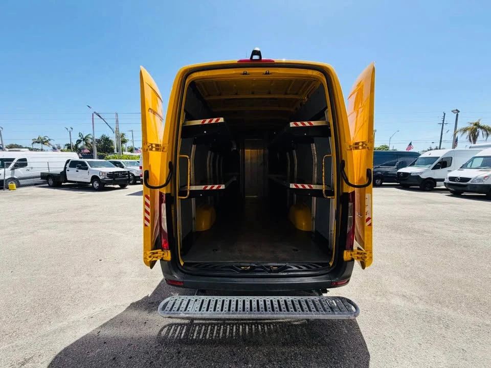 2021 Mercedes-Benz VS30 Sprinter - Image 6 of 12