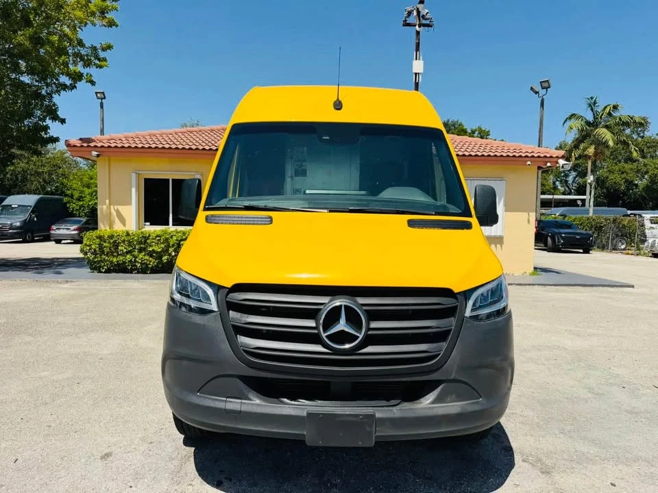 2021 Mercedes-Benz VS30 Sprinter - Image 9 of 12