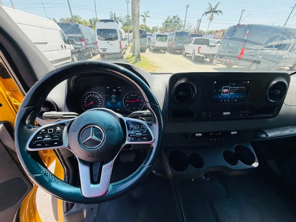 2021 Mercedes-Benz VS30 Sprinter - Image 11 of 12