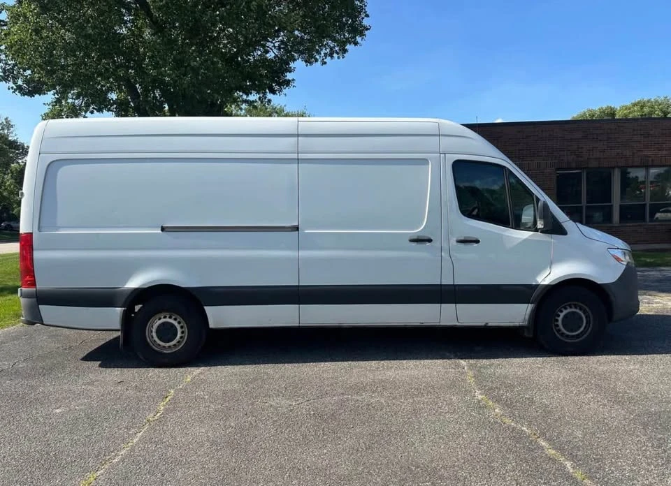 2021 Mercedes-Benz VS30 Sprinter - Image 5 of 10
