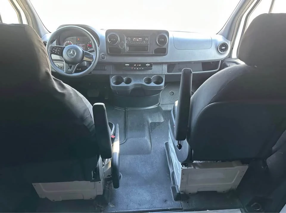 2021 Mercedes-Benz VS30 Sprinter - Image 6 of 10