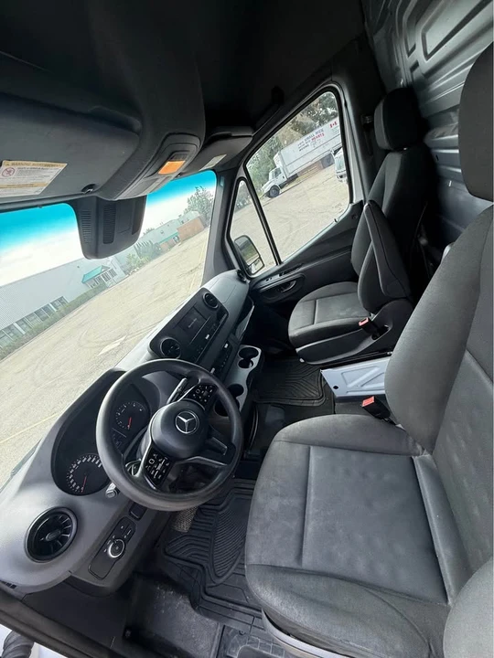 2021 Mercedes-Benz VS30 Sprinter - Image 5 of 7