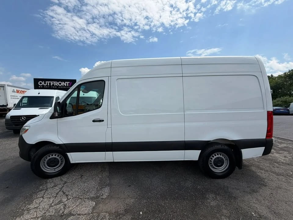 2021 Mercedes-Benz VS30 Sprinter - Image 4 of 14