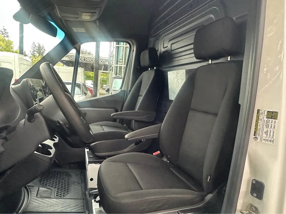 2021 Mercedes-Benz VS30 Sprinter - Image 10 of 16