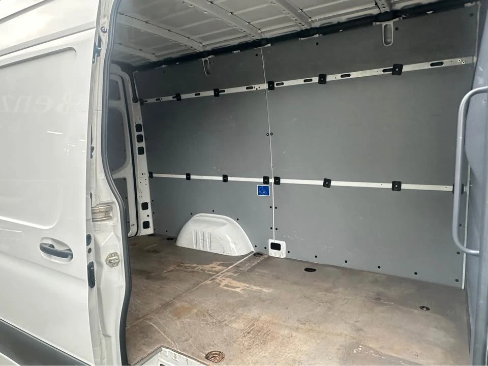 2021 Mercedes-Benz VS30 Sprinter - Image 13 of 16