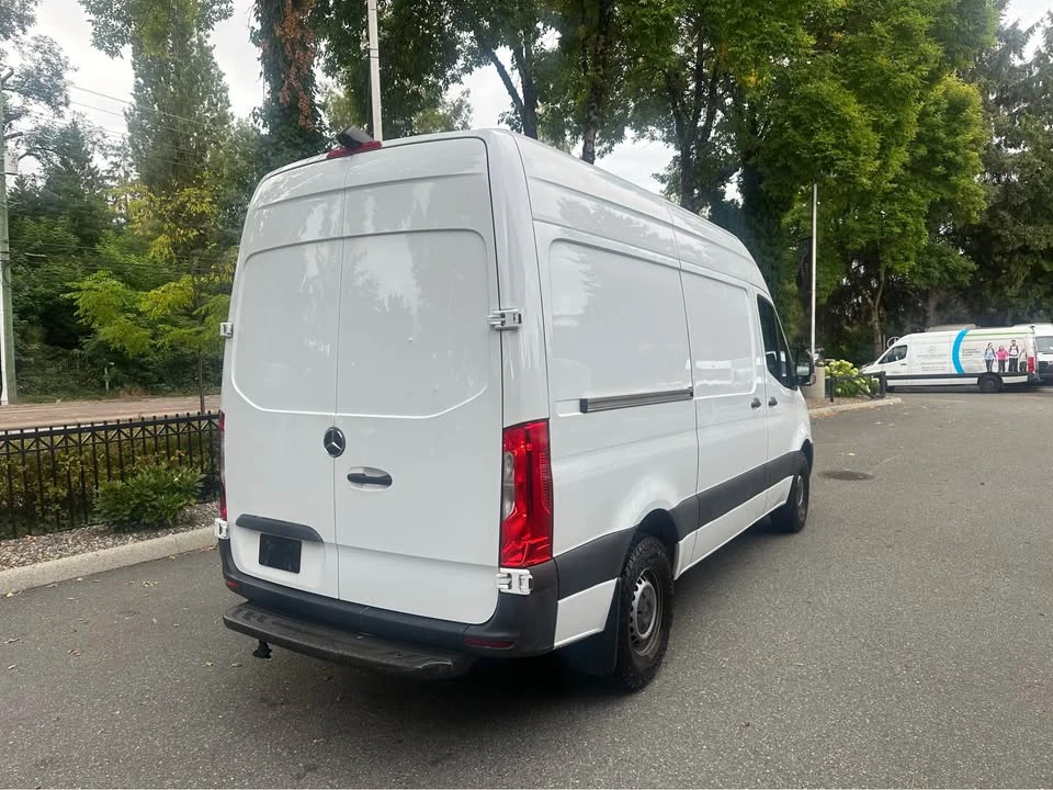 2021 Mercedes-Benz VS30 Sprinter - Image 5 of 16