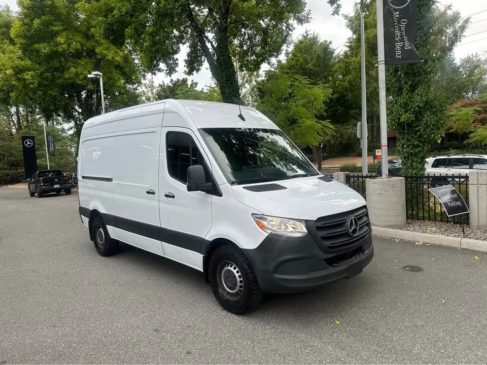 2021 Mercedes-Benz VS30 Sprinter - Image 3 of 16