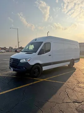2021 Mercedes-Benz Sprinter 2500 Cargo