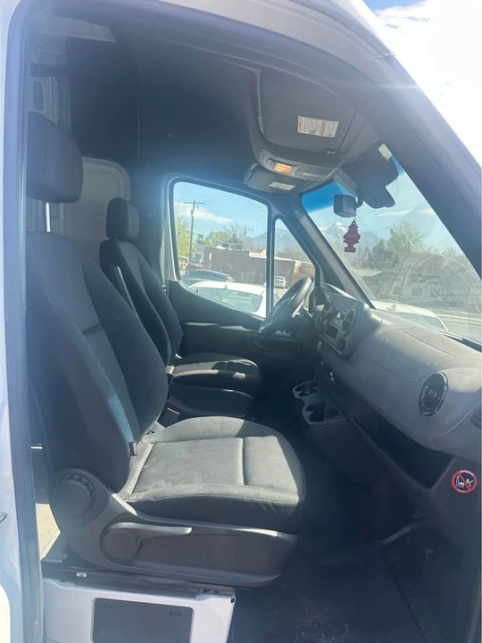 2021 Mercedes-Benz VS30 Sprinter - Image 13 of 16