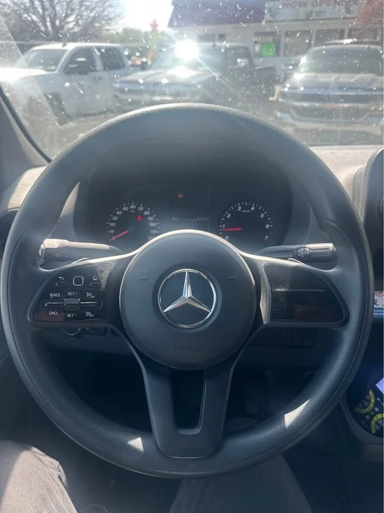 2021 Mercedes-Benz VS30 Sprinter - Image 8 of 16