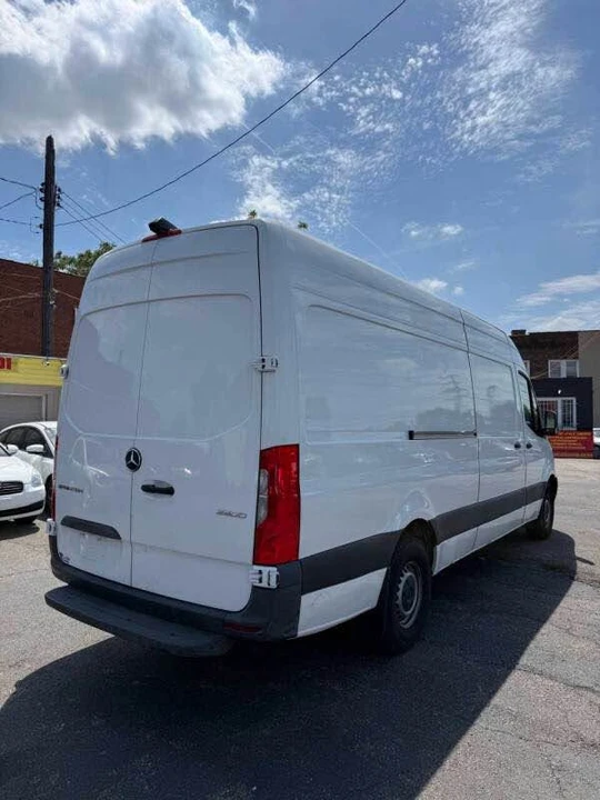 2021 Mercedes-Benz VS30 Sprinter - Image 5 of 12