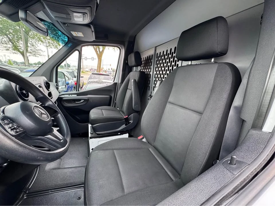2021 Mercedes-Benz VS30 Sprinter - Image 12 of 15