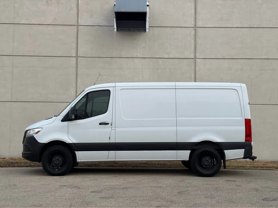 2021 Mercedes-Benz VS30 Sprinter - Image 4 of 15
