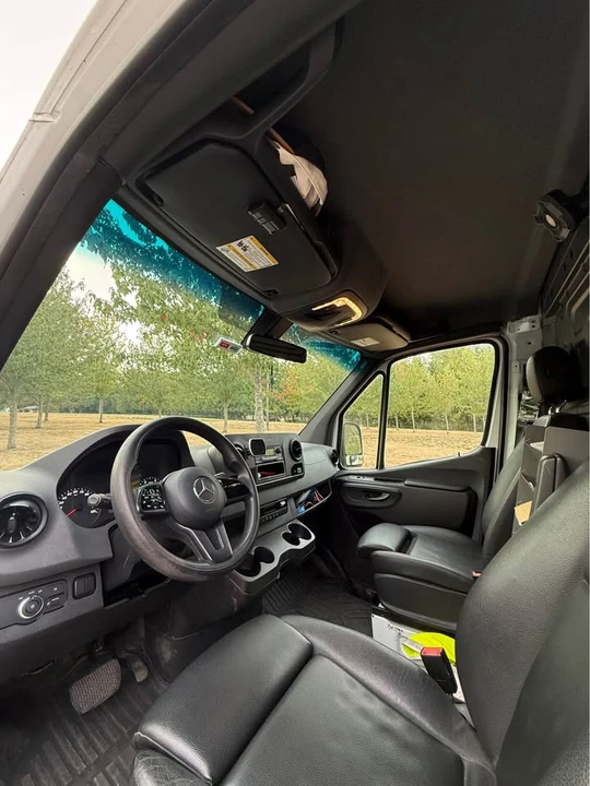 2021 Mercedes-Benz VS30 Sprinter - Image 9 of 12