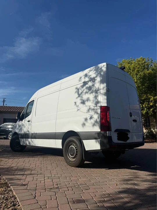 2021 Mercedes-Benz VS30 Sprinter - Image 3 of 11
