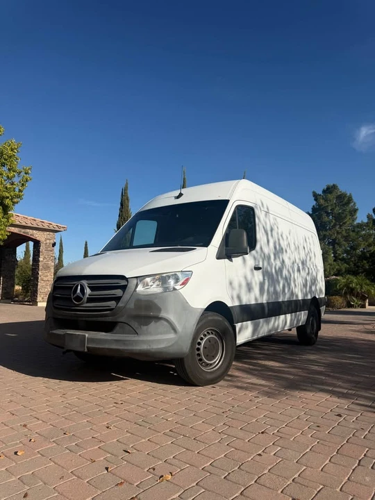 2021 Mercedes-Benz VS30 Sprinter - Image 2 of 11