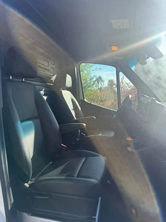 2021 Mercedes-Benz VS30 Sprinter - Image 8 of 11