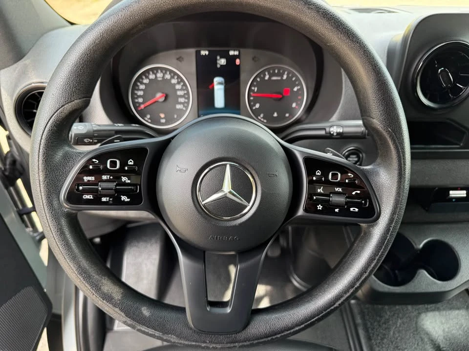 2021 Mercedes-Benz VS30 Sprinter - Image 11 of 20