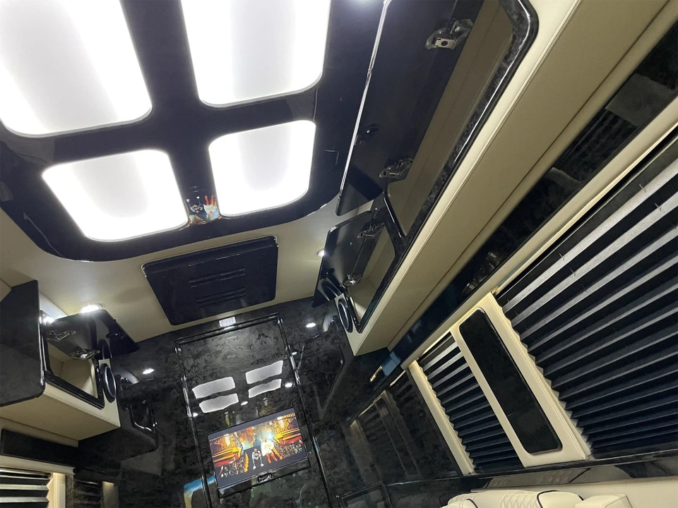 2021 Mercedes-Benz VS30 Sprinter - Image 25 of 31