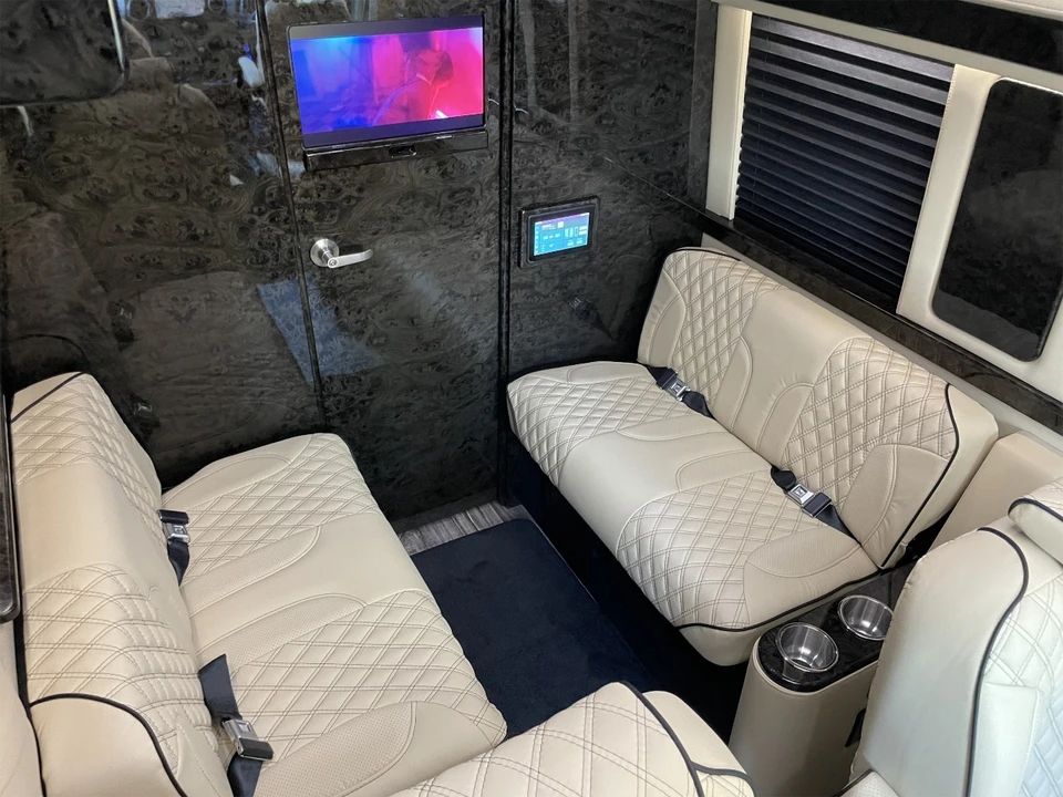 2021 Mercedes-Benz VS30 Sprinter - Image 14 of 31