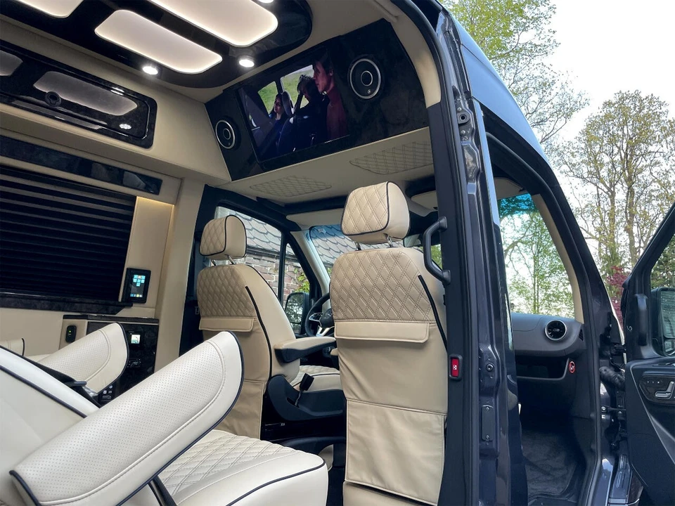 2021 Mercedes-Benz VS30 Sprinter - Image 8 of 12