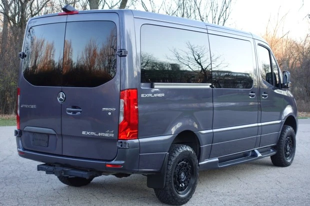 2021 Mercedes-Benz VS30 Sprinter - Image 2 of 8