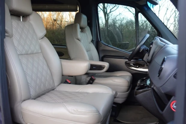 2021 Mercedes-Benz VS30 Sprinter - Image 4 of 8