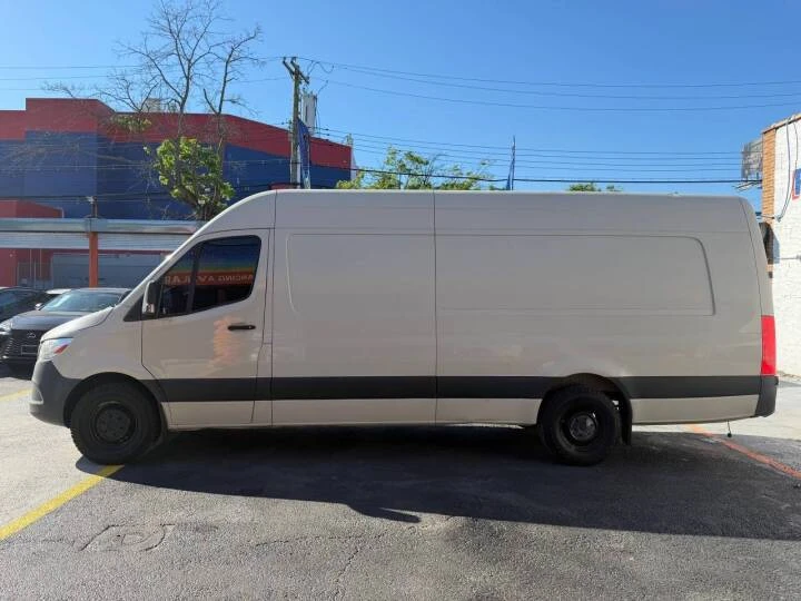 2021 Mercedes-Benz VS30 Sprinter - Image 6 of 8
