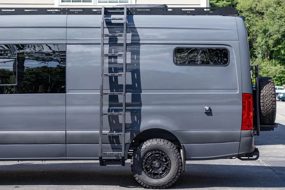 2021 Mercedes-Benz VS30 Sprinter - Image 17 of 21