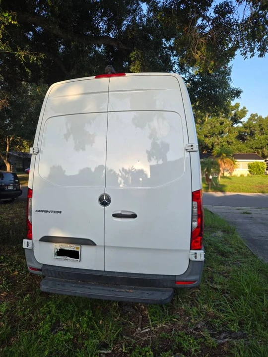 2021 Mercedes-Benz VS30 Sprinter - Image 3 of 10