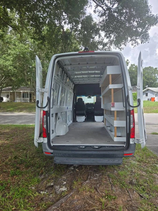 2021 Mercedes-Benz VS30 Sprinter - Image 8 of 10