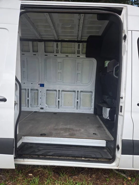 2021 Mercedes-Benz VS30 Sprinter - Image 6 of 10