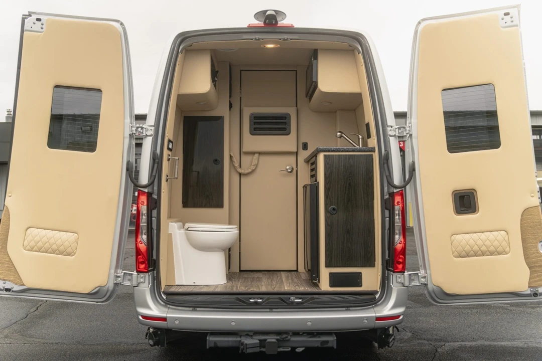 2021 Mercedes-Benz VS30 Sprinter - Image 7 of 8