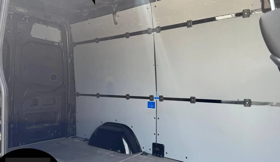 2021 Mercedes-Benz VS30 Sprinter - Image 7 of 11