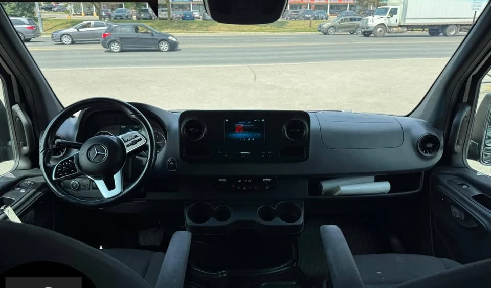 2021 Mercedes-Benz VS30 Sprinter - Image 10 of 11