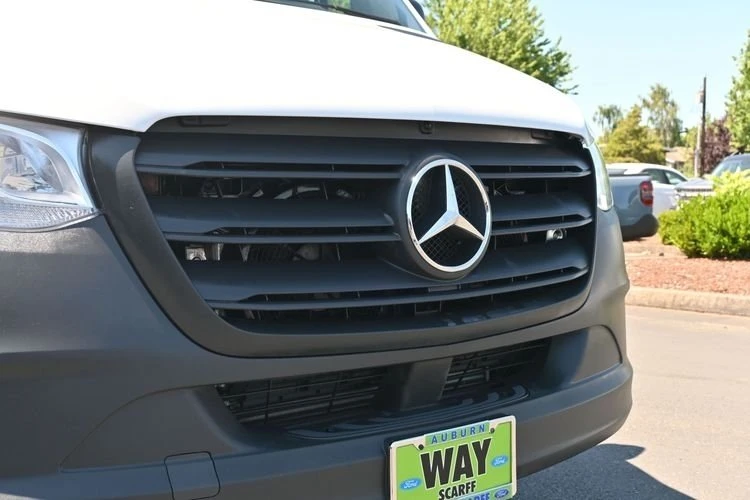 2021 Mercedes-Benz VS30 Sprinter - Image 10 of 17