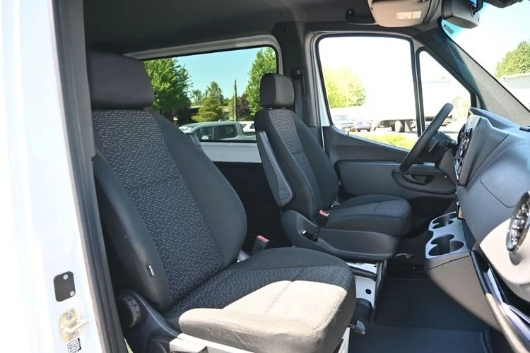 2021 Mercedes-Benz VS30 Sprinter - Image 16 of 17