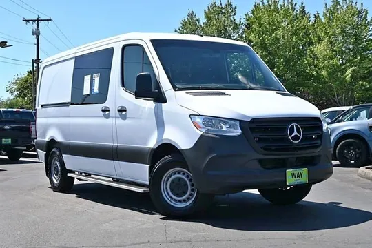 2021 Mercedes-Benz Sprinter 2500 Standard Roof I4 Diesel