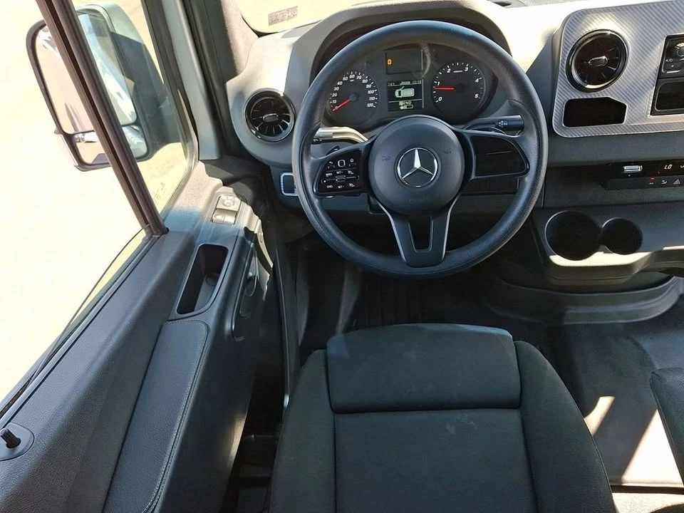 2021 Mercedes-Benz VS30 Sprinter - Image 11 of 20