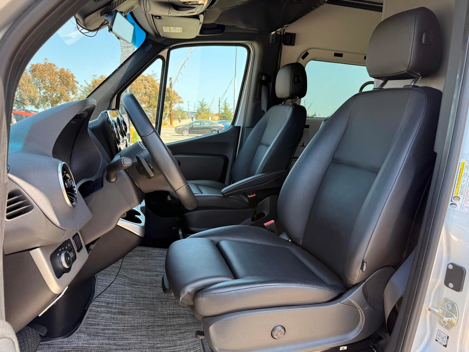 2021 Mercedes-Benz VS30 Sprinter - Image 29 of 31