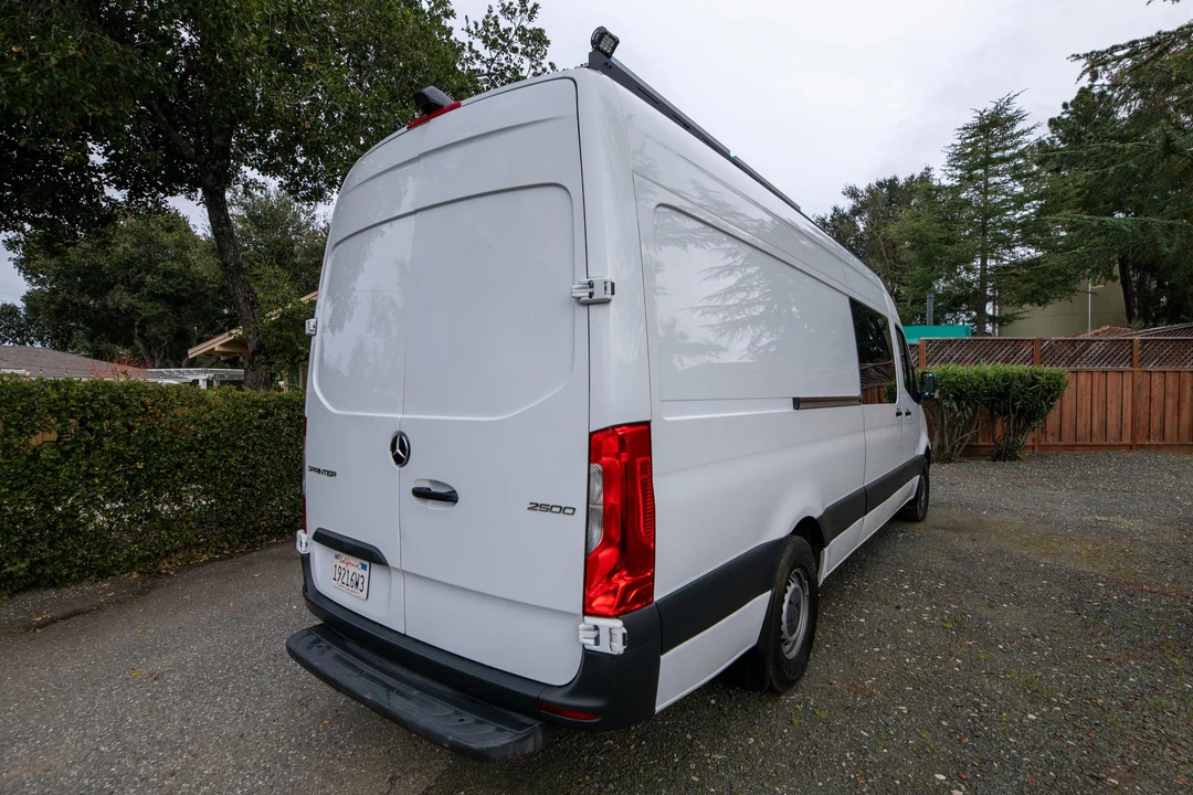 2021 Mercedes-Benz VS30 Sprinter - Image 4 of 31