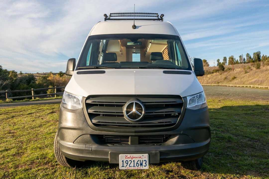 2021 Mercedes-Benz VS30 Sprinter - Image 2 of 31