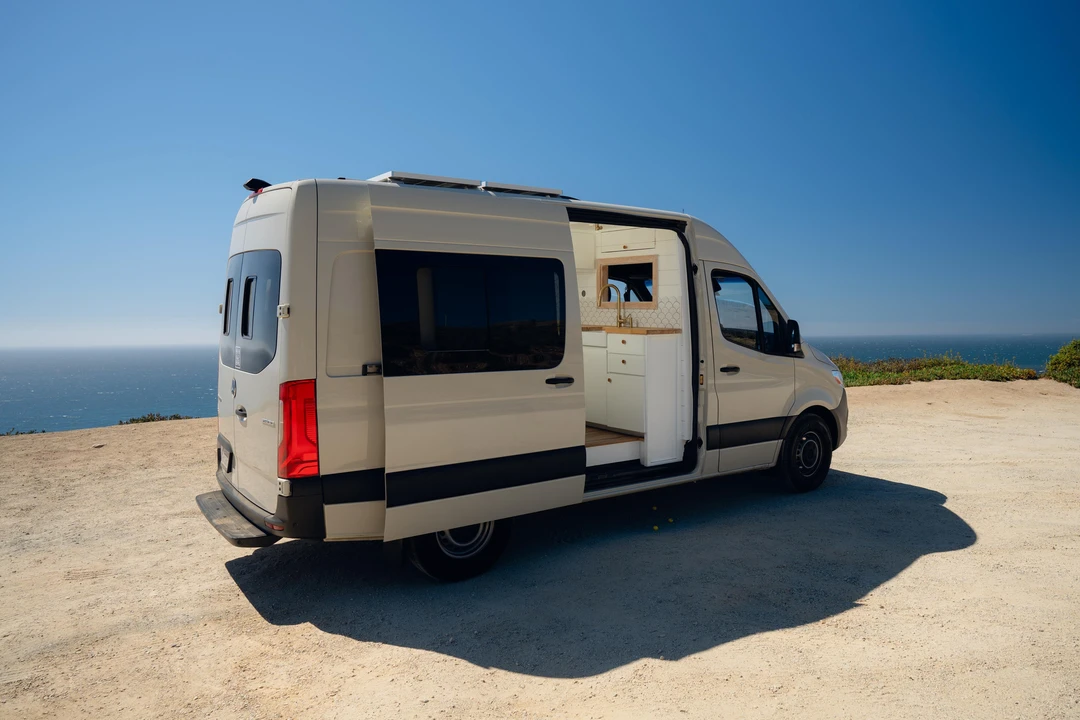 2021 Mercedes-Benz VS30 Sprinter - Image 27 of 31