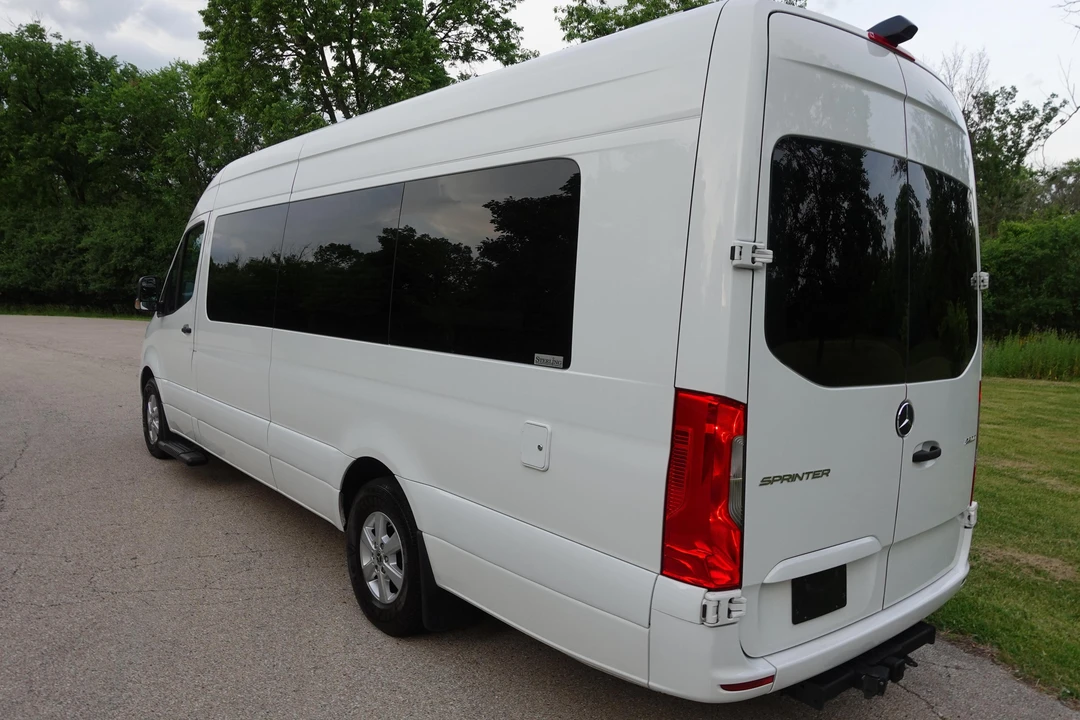 2021 Mercedes-Benz VS30 Sprinter - Image 4 of 31