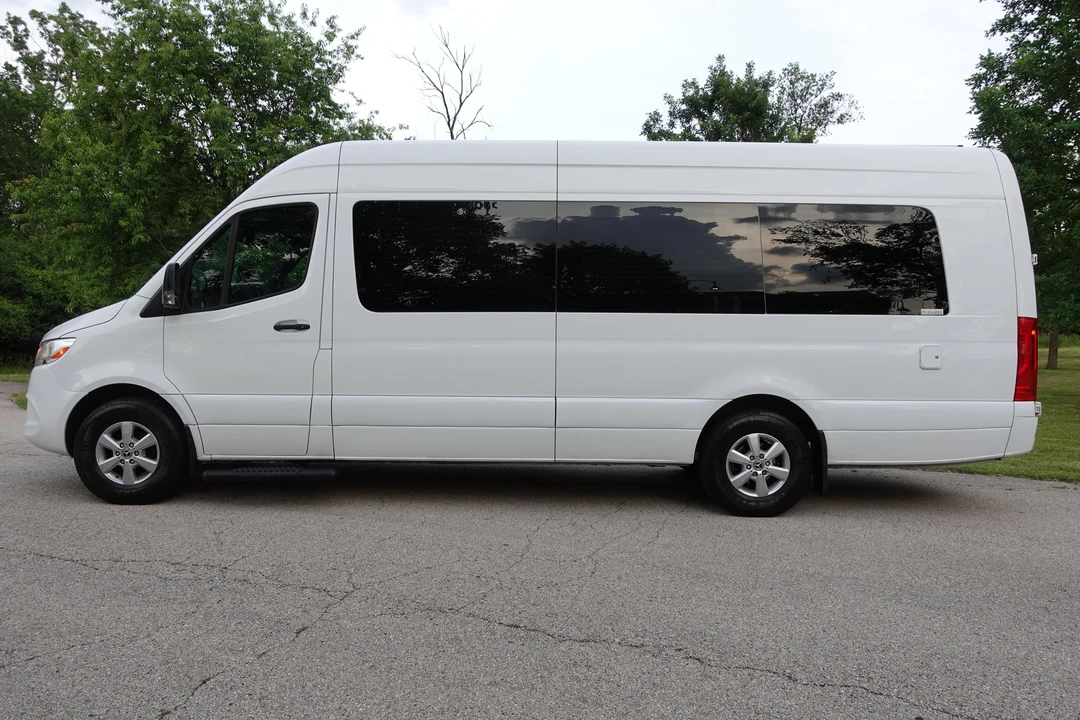 2021 Mercedes-Benz VS30 Sprinter - Image 13 of 31