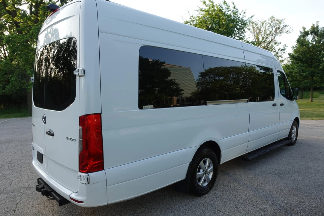 2021 Mercedes-Benz VS30 Sprinter - Image 19 of 31