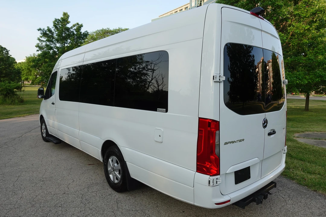 2021 Mercedes-Benz VS30 Sprinter - Image 17 of 31